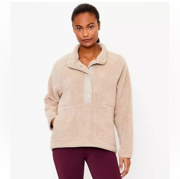 Lou & Grey Jackets & Blazers - NEW Lou & Grey Beige Sherpa Fleece Snap Pullover Jacket M